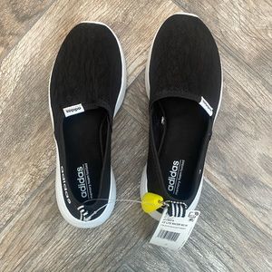 NWT Adidas slip on lite racer